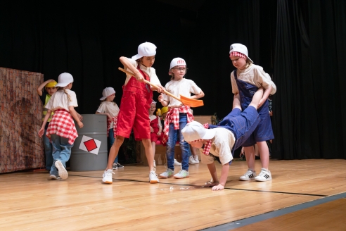 2. und 3. Klasse - MixDance - Spielerisch Tanzen und Neues entdecken!